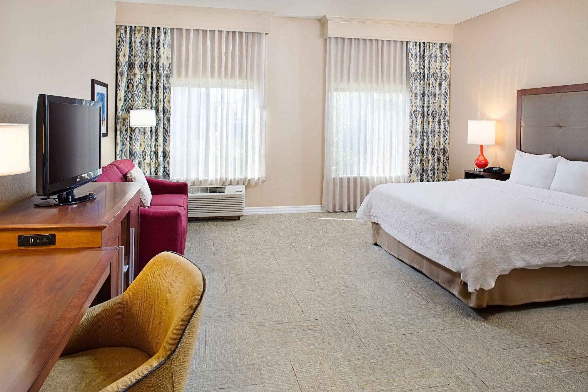 Hampton Inn & Suites Denton Eksteriør bilde