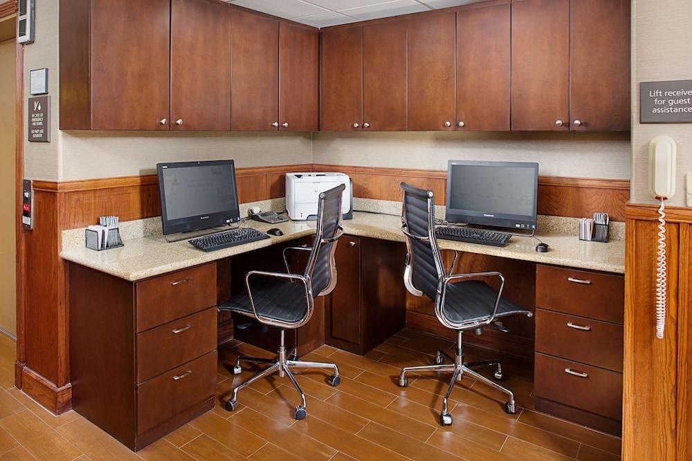 Hampton Inn & Suites Denton Eksteriør bilde