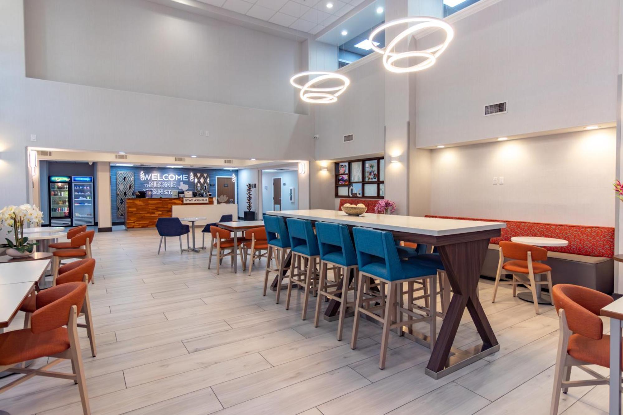 Hampton Inn & Suites Denton Eksteriør bilde