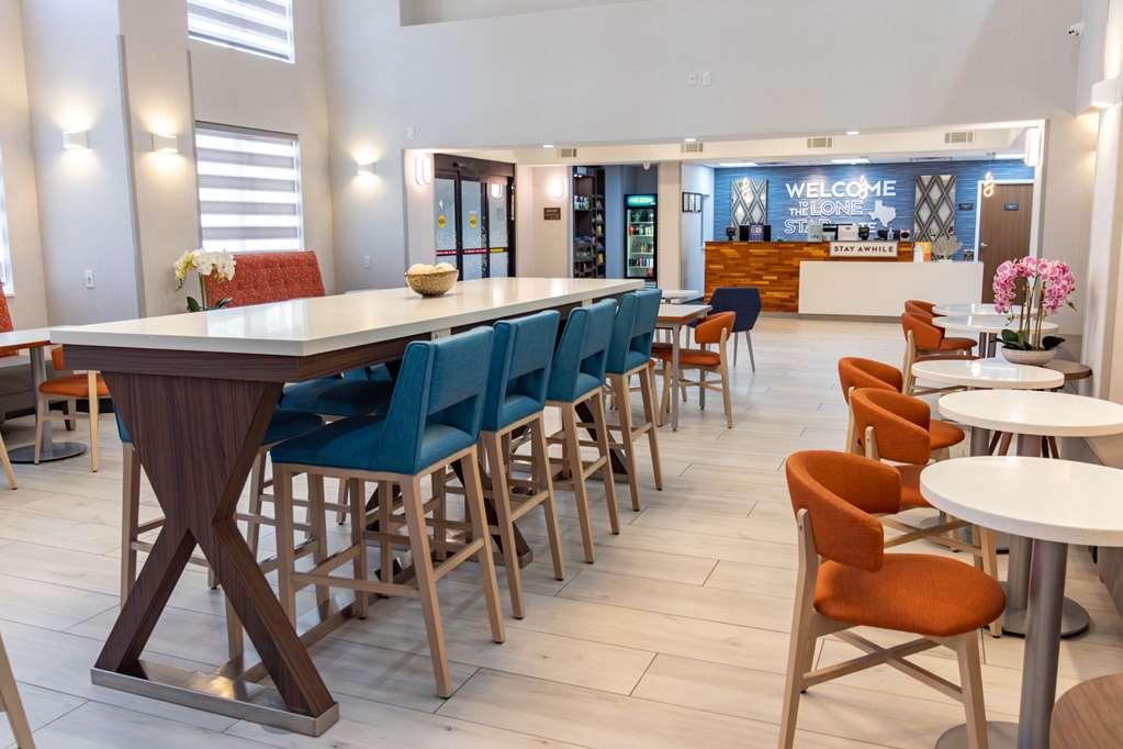 Hampton Inn & Suites Denton Restaurant bilde