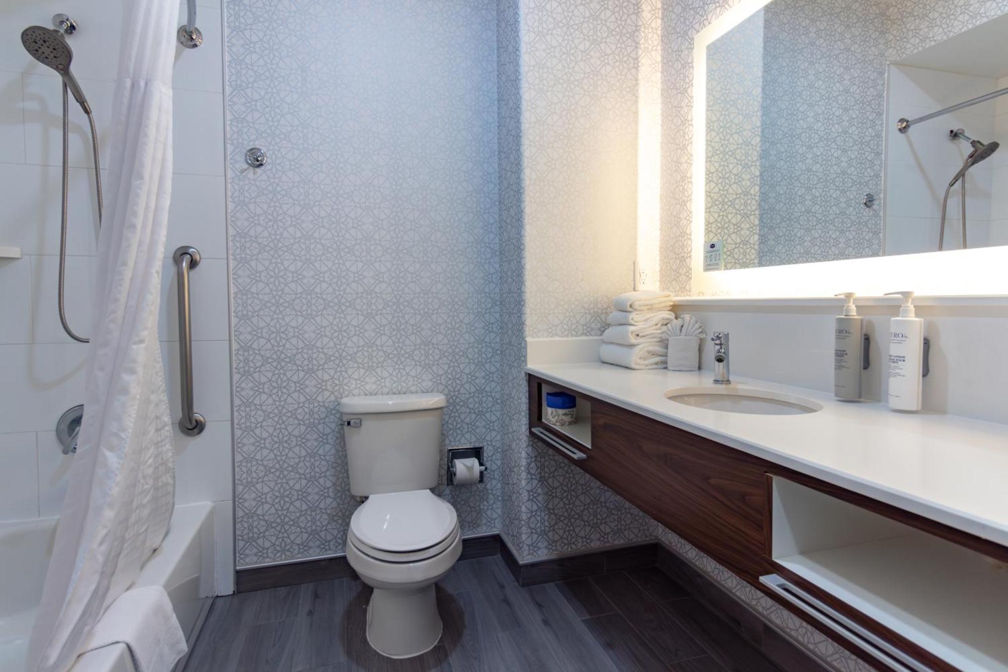 Hampton Inn & Suites Denton Eksteriør bilde