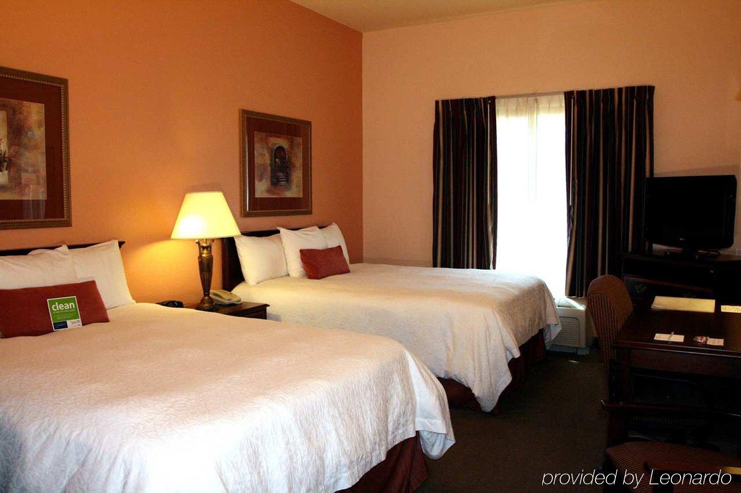 Hampton Inn & Suites Denton Rom bilde