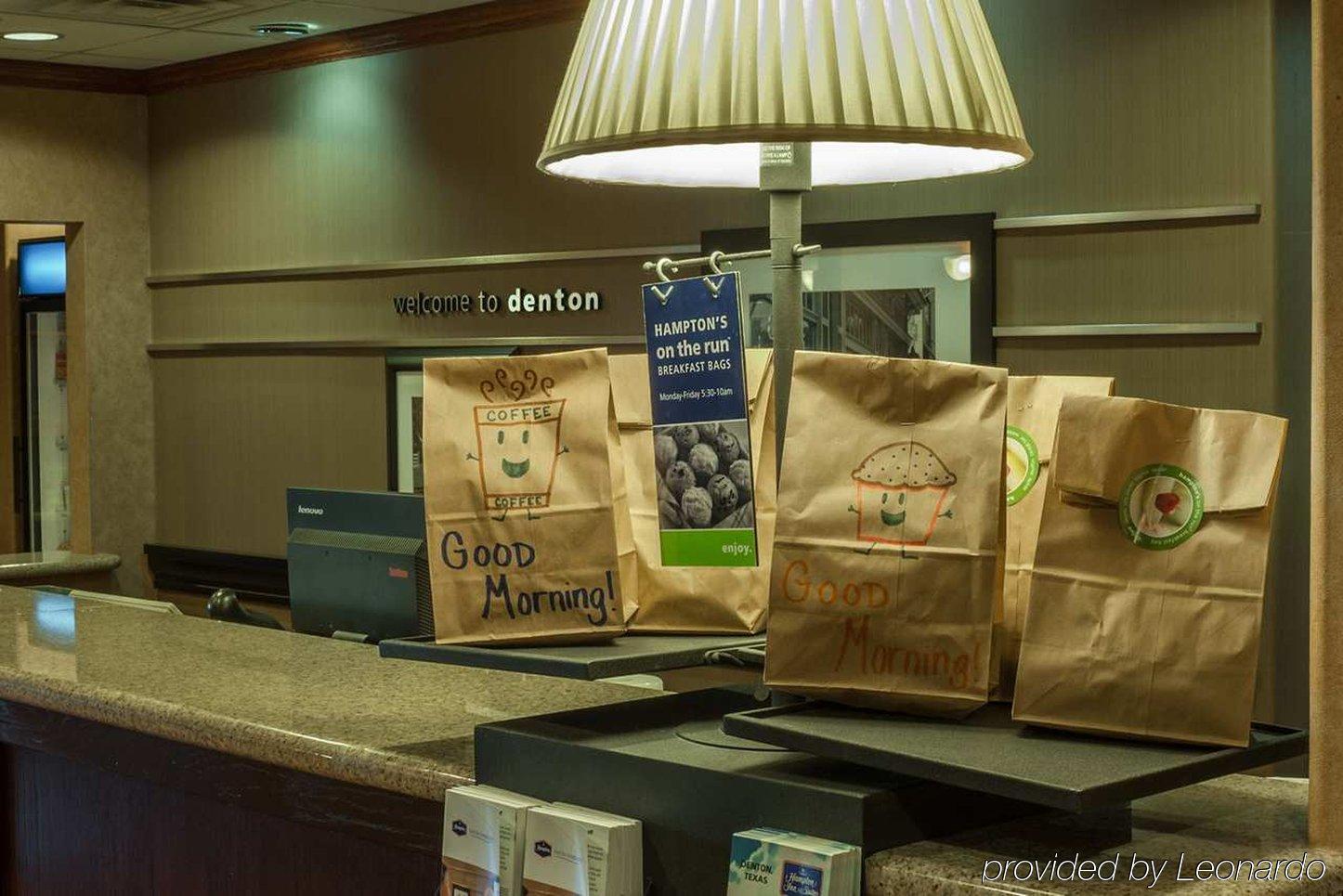 Hampton Inn & Suites Denton Eksteriør bilde